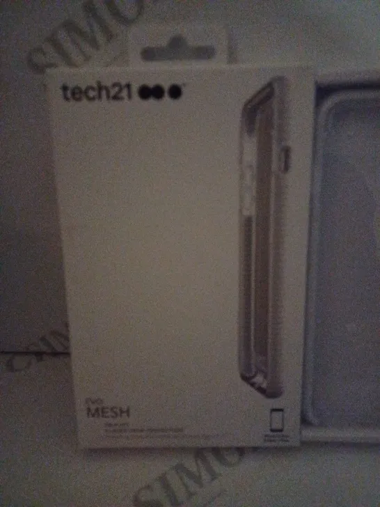 APPROXIMATELY 79 BRAND NEW BOXED TECH21  IPHONE 8 PLUS / 7 PLUS MAX PHONE CASE