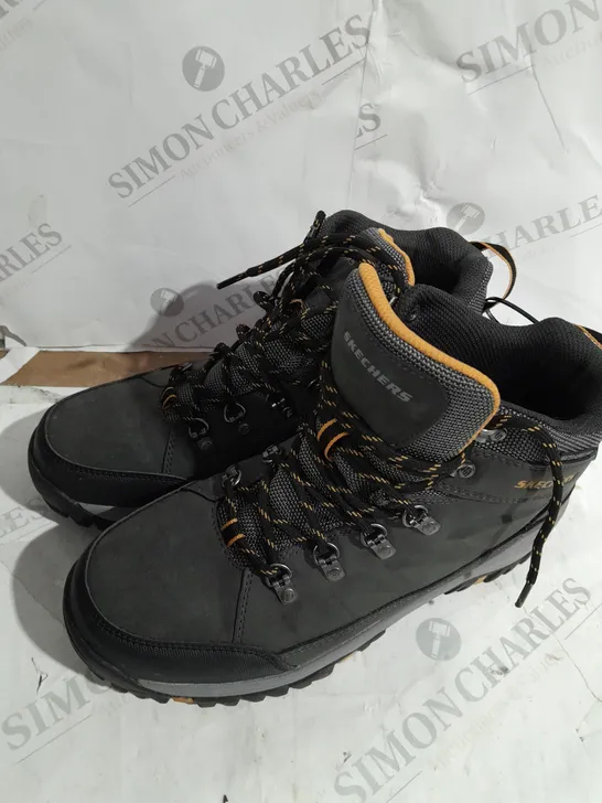 MENS SKECHERS HIKING BOOTS SIZE 8