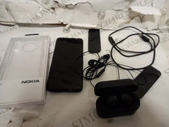 NOKIA PHONE + CASE + BH-605 POWER EARBUDS