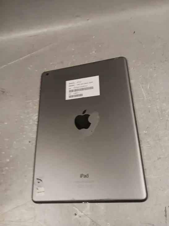 APPLE IPAD AIR SPACE GREY - MODEL A1474 