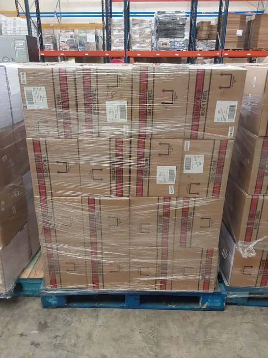 PALLET TO CONTAIN APPROX 48 BOXES OF BRAND NEW UNION JACK BEACH TOWELS - 9 TOWELS PER BOX // SIZE: APPROX 71 X 152cm // COMBINED RRP £2,376.00