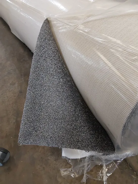 ROLL OF QUALITY EC FREEDOM GUNMETAL CARPET // SIZE: APPROXIMATELY 20.07 X 5m