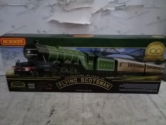 BOXED HORNBY FLYING SCOTSMAN TRAIN SET