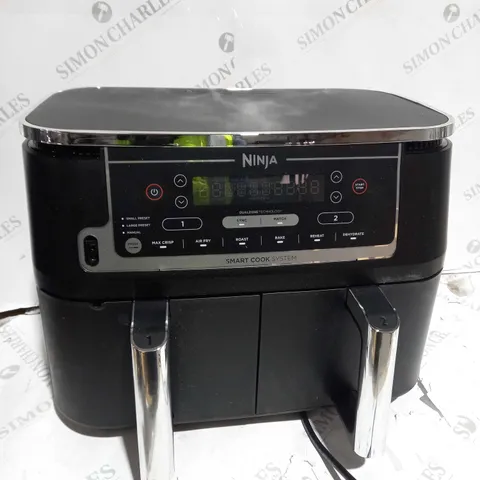 NINJA ESSENTIALS AIR FRYER IN BLACK