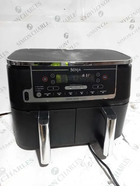 NINJA ESSENTIALS AIR FRYER IN BLACK