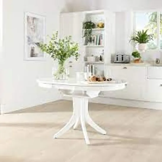 BOXED HUDSON WHITE ROUND EXTENDING DINING TABLE (1 BOX)