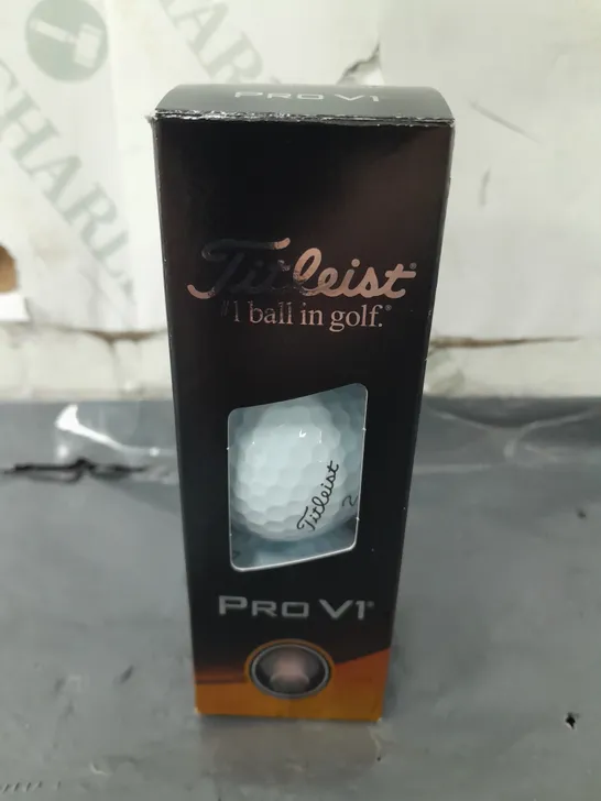 BOXED TITLEIST PRO V1 SET OF 3 GOLF BALLS