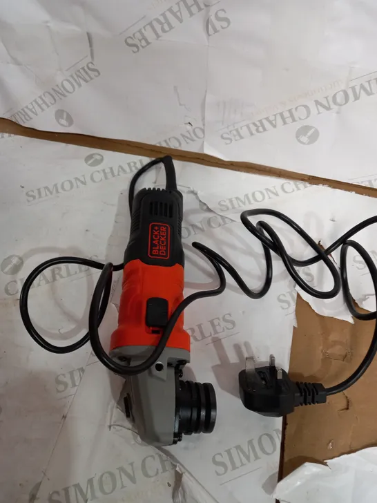 BLACK+DECKER ANGLE GRINDER 