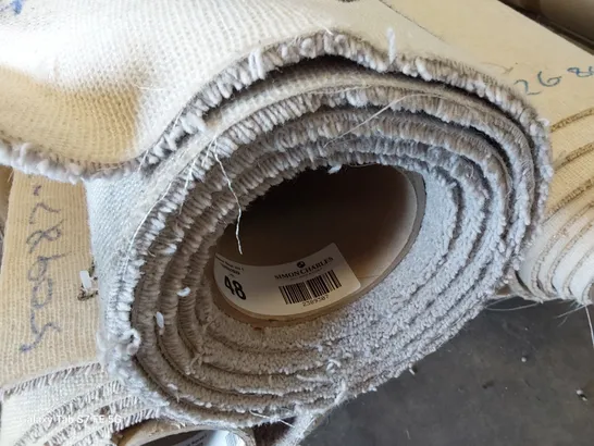 ROLL OF QUALITY DIMENSIONS 50 CARPET APPROXIMATELY 5M × 2.36M