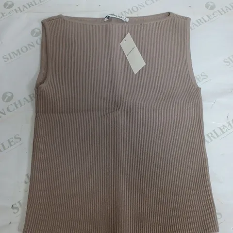 ABERCROMBIE & FITCH STRETCH VEST - SMALL