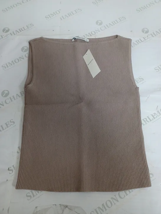 ABERCROMBIE & FITCH STRETCH VEST - SMALL