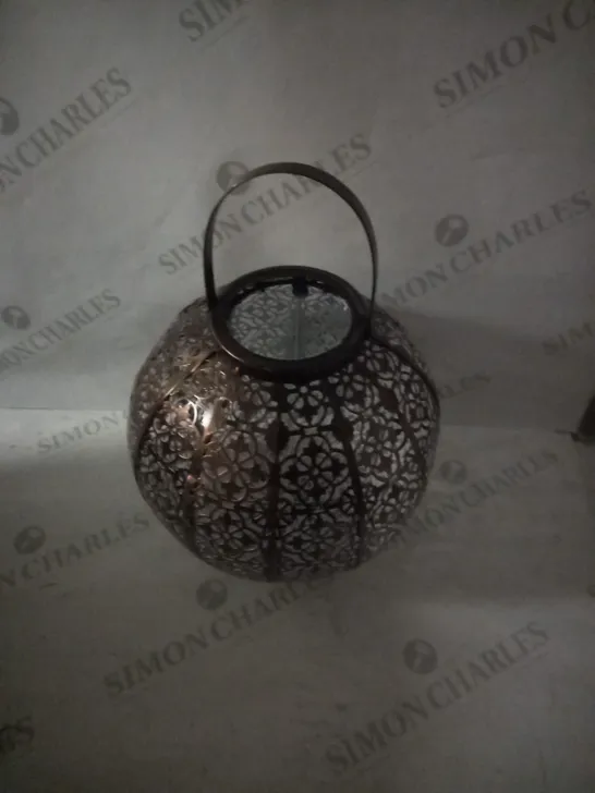 SOLAR POWERED DAMASQUE LANTERN RRP £29.99