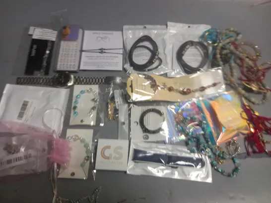 LOT OF ASSORTED JEWELLERY AND WATCH ITEMS TO INCLUDE BRACELETS, NECKLACES NOSE STUDS