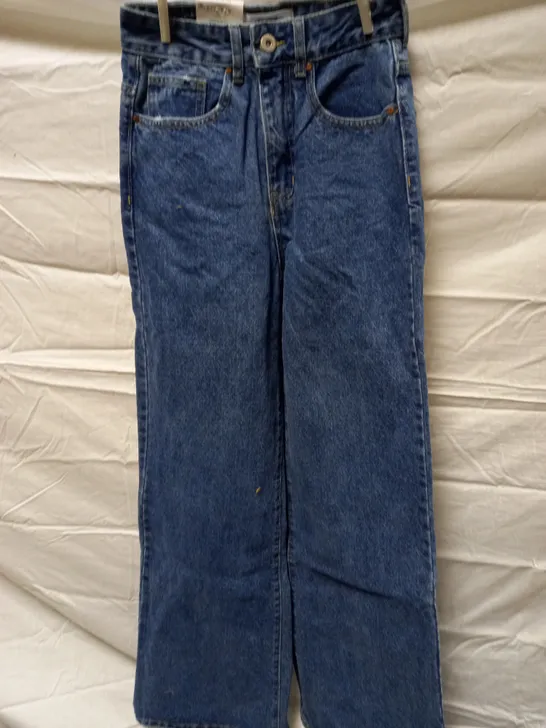 BOX OF APPROX 16 BRAND NEW COTTON:ON LONG WIDE LEG JEANS - COOGEE BLUE SIZE AUS 6