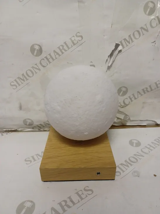 GINGKO DESIGN 3D PRINTED LEVITATING SMART LED MOON LAMP