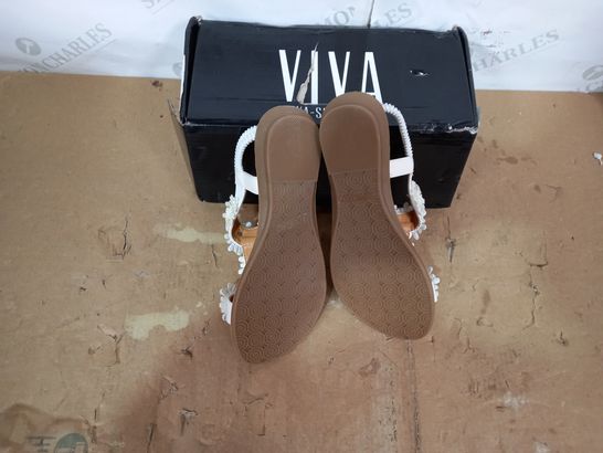 BOXED PAIR OF VIVA WHITE FLORAL SANDALS SIZE 37