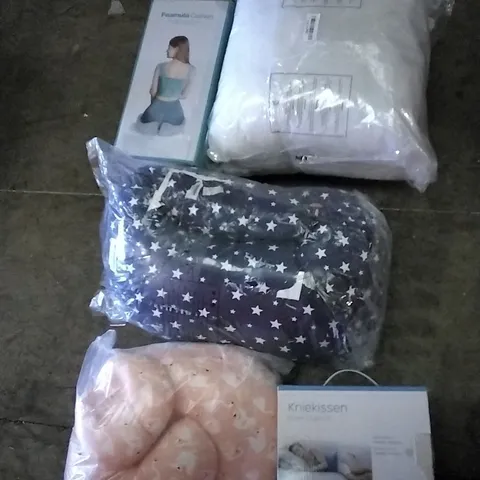 PALLET OF ASSORTED HOUSEHOLD GOODS TO INCLUDE KNEE CUSHION, FOAMULA CUSHION, AND NECK PILLOW ETC.