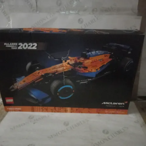 MCLAREN FORMULA 1? RACE CAR - BOXED