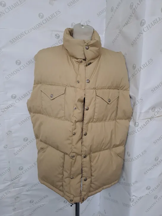 THE NORTH FACE GILET IN BROWN - XL