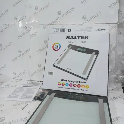 BOXED SALTER GLASS ANALYSER SCALE