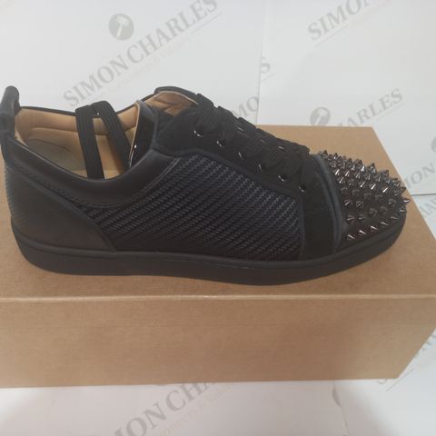 BOXED PAIR OF DESIGNER SPIKE STUDDED SHOES IN BLACK EU SIZE 42