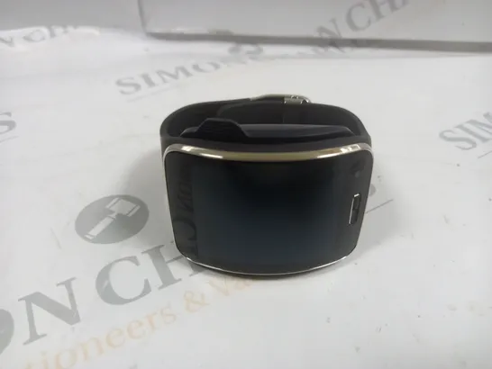 SAMSUNG GEAR S SMARTWATCH