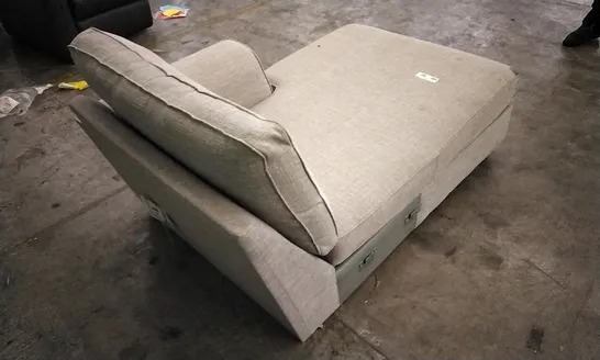 QUALITY BRITISH DESIGNER LIGHT GREY FABRIC CORNER GROUP CHAISE SECTION