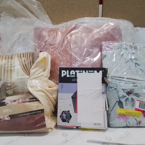 BOX OF APPROXIMATELY 10 ASSORTED ITEMS TO INCLUDE- CURTAINS,  DUVET COVER , AROCOVER ETC