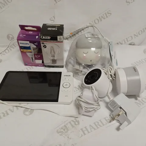 LOT TO CONTAIN 5 X ASSORTED TECH PRODUCTS, INCLUDES BABY MONITOR & CAMERA, BABY SQUEEZE NIGHTLIGHT, LIGHT BULBS ETC