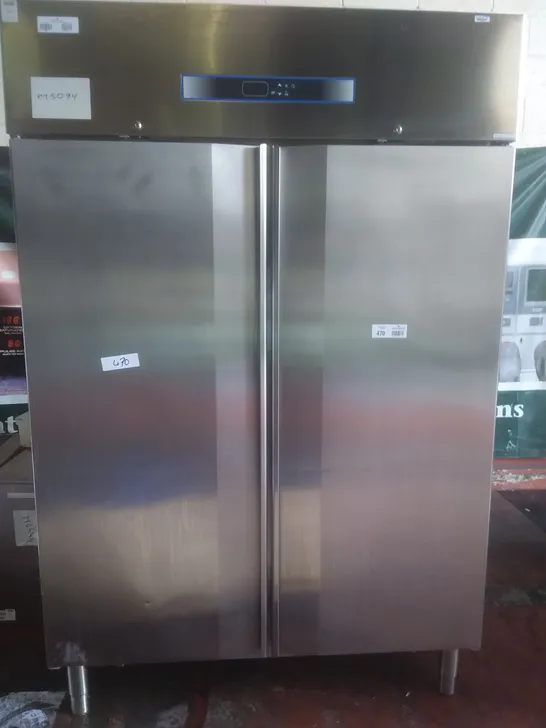 LARGE DOUBLE DISPLAY FRIDGE 