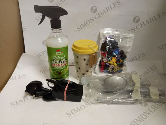 LOT OF APPROXIMATELY 15 ASSORTED HOUSEHOLD ITEMS, TO INCLUDE BAMBOO TRAVEL MUG, CROC CLIPS, DOOR HANDLES, ETC