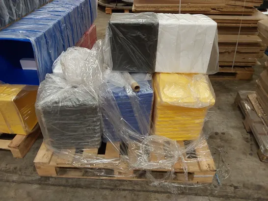 2 X PALLETS TO CONTAIN A LARGE QUANTITY OF PLASTIC STACKABLE STORAGE TUBS WITH LIDS IN 5 ASSORTED COLOURS INCLUDING; BLACK, BLUE, RED, WHITE AND YELLOW