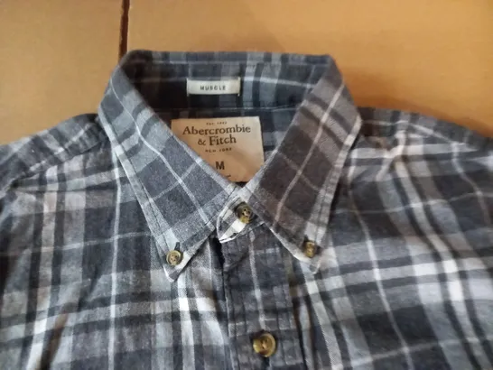 ABERCROMBIE & FITCH MUSCLE GREY CHECK SHIRT - M