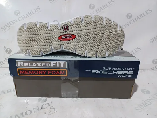 BOXED PAIR OF SKECHERS WORK RELAXED FIT SLIP-RESISTANT SHOES IN WHITE SIZE 7