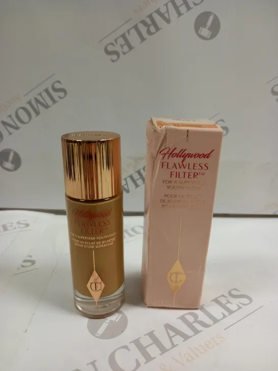 CHARLOTTE TILBURY HOLLYWOOD FLAWLESS FILTER  - 5.5 TAN/DORE