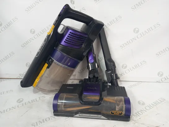 SHARK ANTI HAIR WRAP CORDLESS PET VACUUM CLEANER IZ202UKT