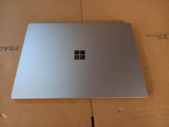 MICROSOFT SURFACE PRO TOUCH SCREEN LAPTOP IN SILVER - MODEL 1950