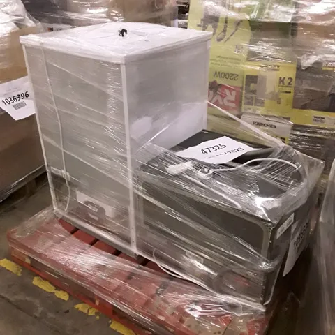 PALLET OF TWO ASSORTED WHITE GOODS APPLIANCES TO INCLUDE; RUSSELL HOBBS RHTTDW6B COMPACT TABLE TOP DISHWASHE IGENIX FREESTANDING UNDER COUNTER FREEZER INOX