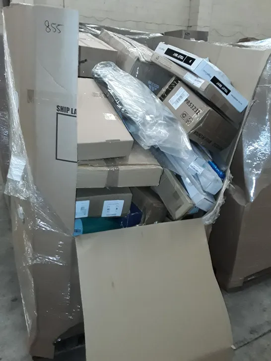 UNPROCESSED PALLET OF ASSORTED ITEMS TO INCLUDE STEERING WHEEL LOCK, 4L AIR FRYER AND LAUNDRY BASKET