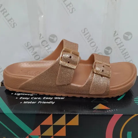 PAIR OF SKECHERS OPEN TOE SANDALS IN ROSE GOLD COLOUR SIZE 7