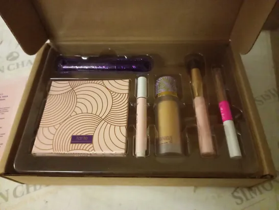 TARTE PRODUCT SET CONTAINNG 6 ITEMS