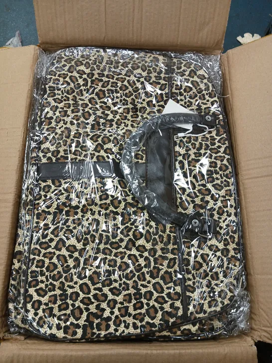 BOX OF APPROX 25 ASSORTED LEOPARD PRINT HANDBAGS 