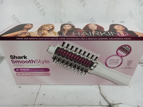 BOXED SHARK SMOOTHSTYLE HOT BRUSH & SMOOTHING COMB