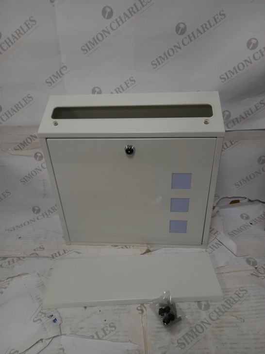 AIRE WALL MOUNTED LOCKABLE WEATHERPROOF POST BOX 
