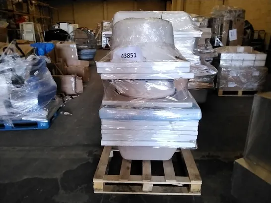 PALLET OF APPROXIMATELY 12 MIXED BATHSTORE 1800MM BATHS