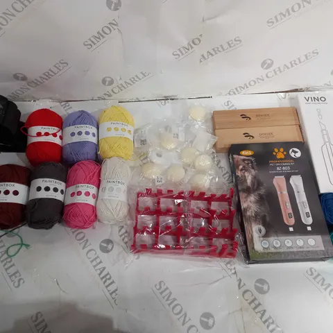APPROXIMATELY 10 ASSORTED HOUSEHOLD ITEMS TO INCLUDE VINO WINE CHILLER STICK, PAINTBOX YARNS, AND BANKSIDE PENS ETC. 