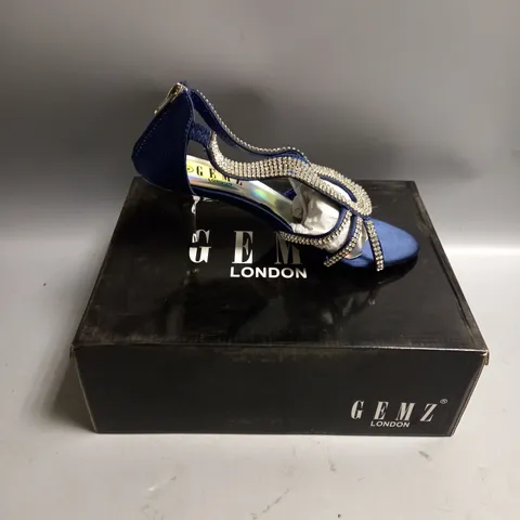 BOXED GEMZ LONDON HIGH HEELED SPARKLY NAVY SATIN SHOES. SIZE 4