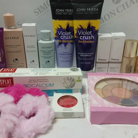 LOT OF APPROX 12 ASSORTED BEAUTY PRODUCTS TO INCLUDE LIZ EARLE SUPERSKIN FACE SERUM, JOHN FRIEDA PURPLE SHAMPOO, COLLECTION MATTE FOUNDATION, ETC 