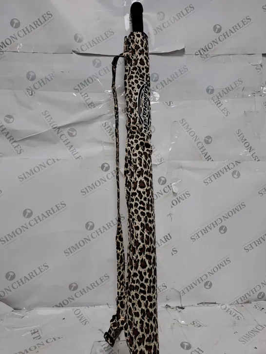 RAINSHADER GIRAFFE PRINT UMBRELLA 