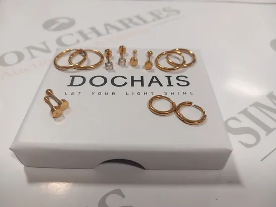 BOXED DOCHAIS SET OF 6 EARRINGS